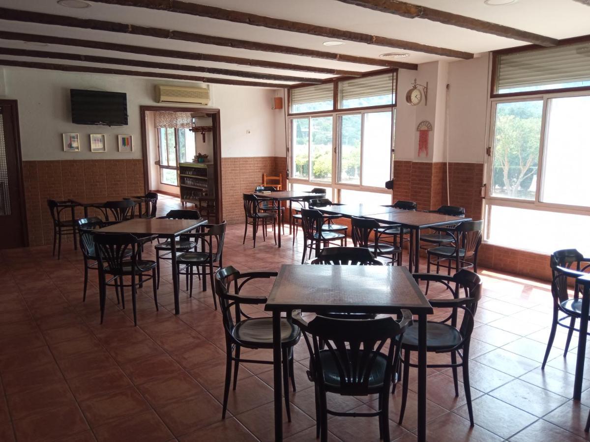 Hotel Espadan Azuebar ภายนอก รูปภาพ