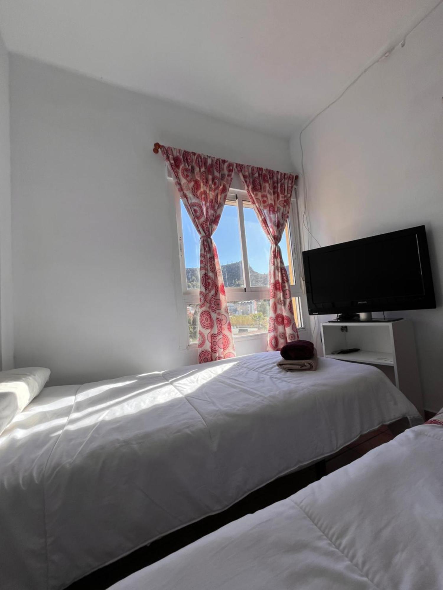 Hotel Espadan Azuebar ภายนอก รูปภาพ